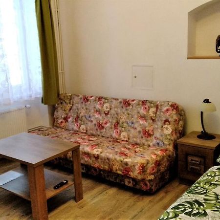 Apartmany Kukacci Hnizdo Benesov nad Ploucnici المظهر الخارجي الصورة