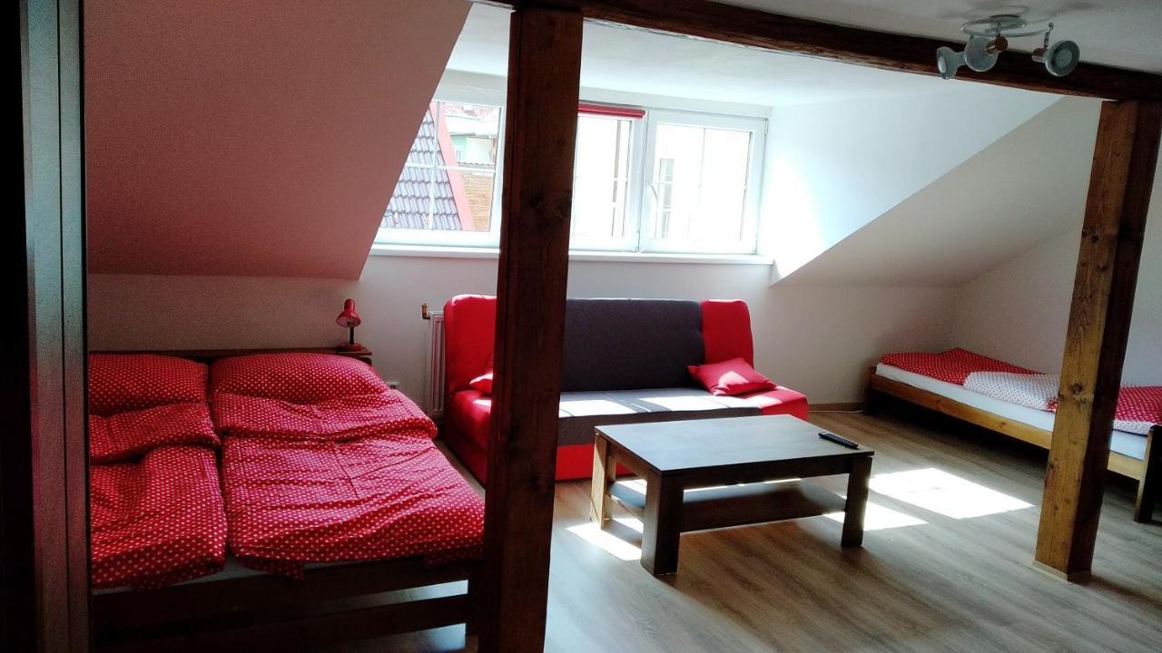 Apartmany Kukacci Hnizdo Benesov nad Ploucnici المظهر الخارجي الصورة
